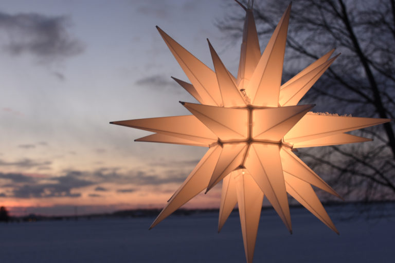 Find 79+ Breathtaking moravian star in living room Most Trending, Most Beautiful, And Most Suitable